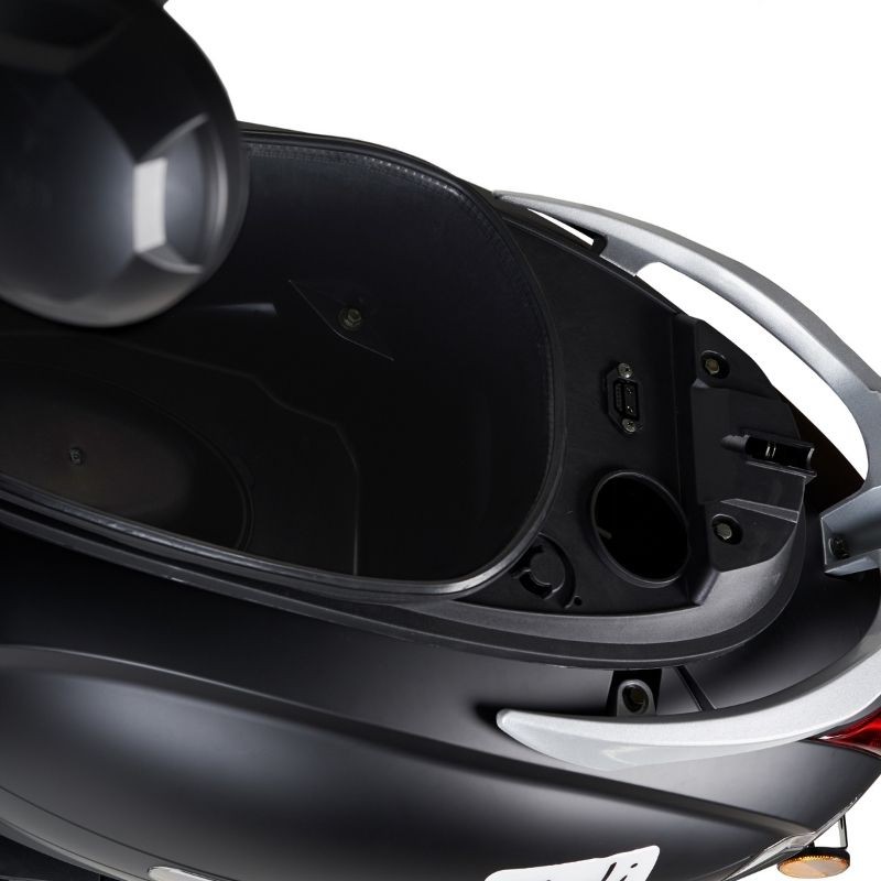 Scooter eléctrico matriculable con motor de 1500W Tivoli